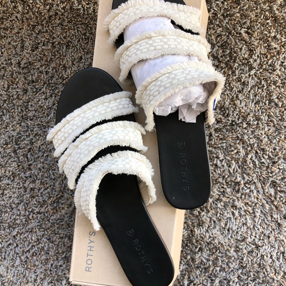 RETIRED ROTHY SANDALS! - Picture 5 of 8